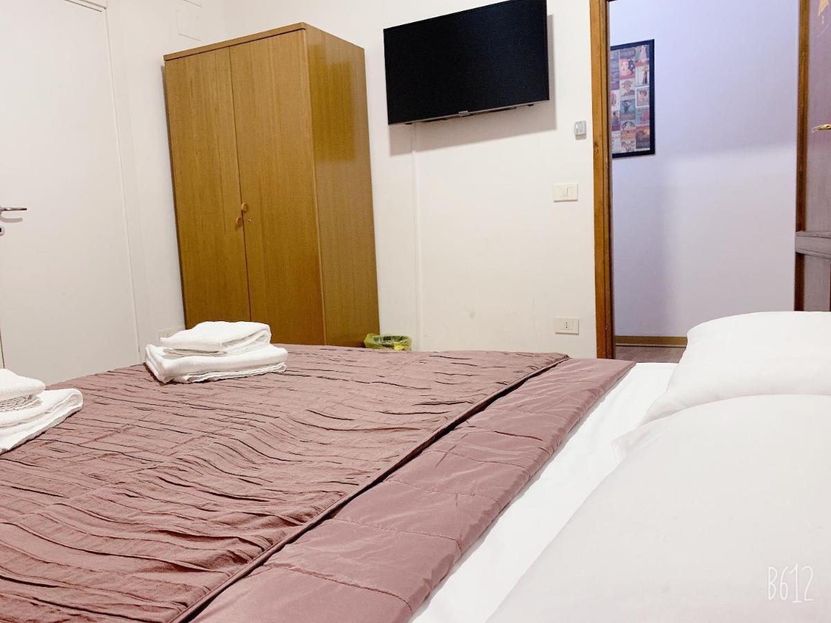 Rm Guest House Rzym Zewnętrze zdjęcie