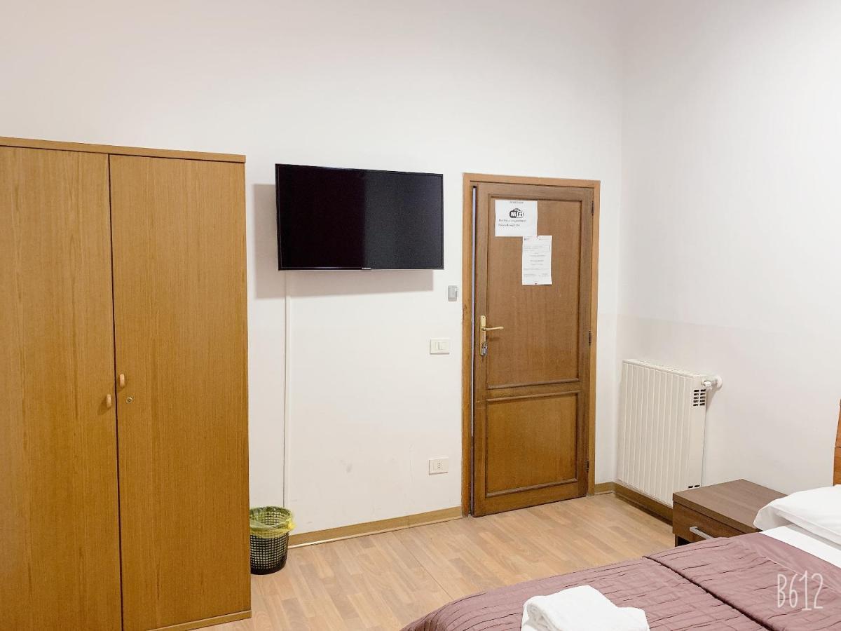 Rm Guest House Rzym Zewnętrze zdjęcie